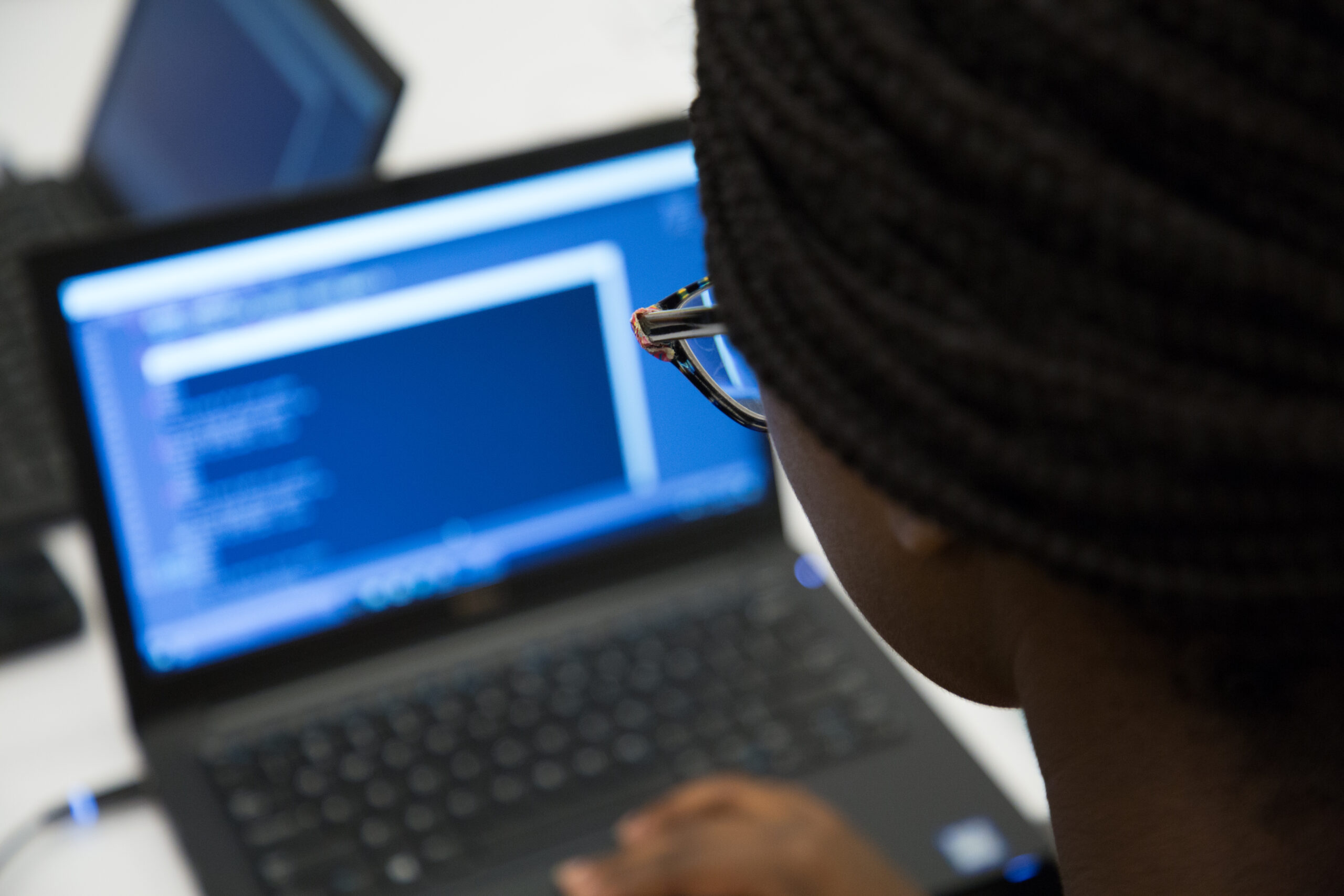 a Break Through Tech student using the computer