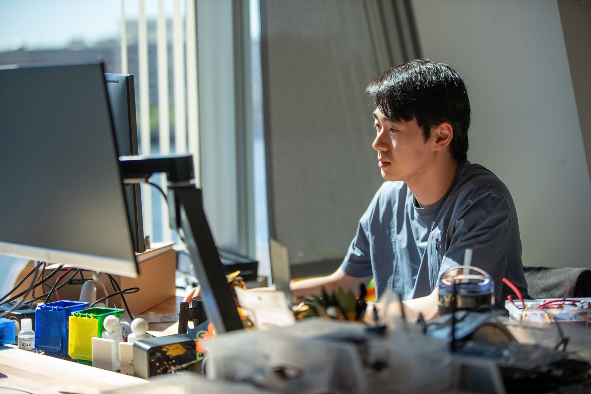 Cornell Tech - Virtual, Mixed Realities Converge in New Driving Simulator
